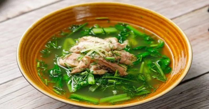 Cách nấu canh rau cải thơm ngon với 3 công thức dễ làm tại nhà
