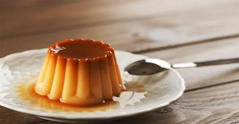 Cách làm caramen bánh flan mịn mượt, không rỗ tại nhà