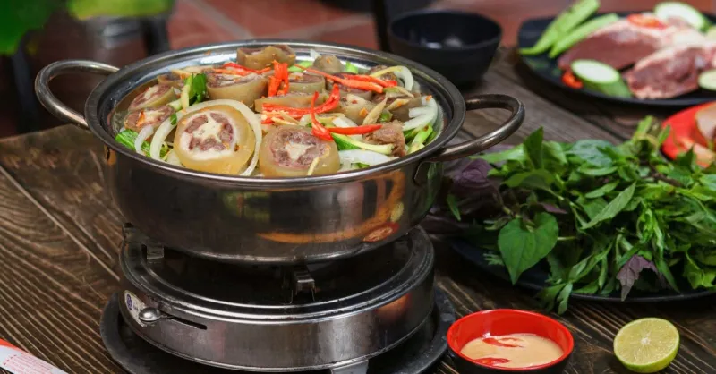 Cách nấu lẩu đuôi bò thơm ngon, bổ dưỡng, chuẩn vị