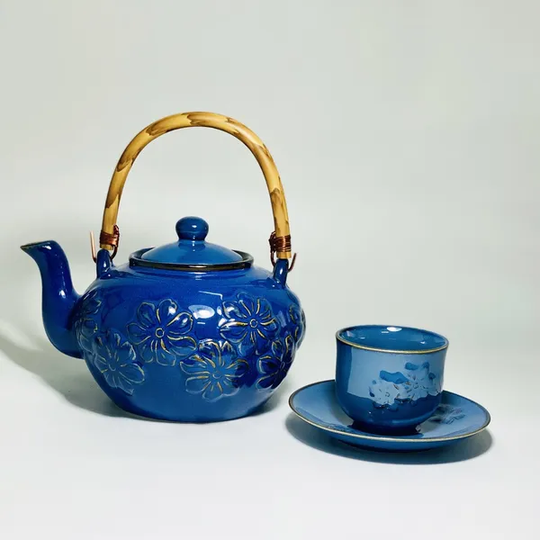 Bộ ấm trà hoa văn chạm nổi (TP003)