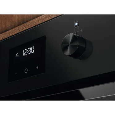 Lò Nướng Âm Tủ Electrolux KOIGE00H2 72 Lít 4