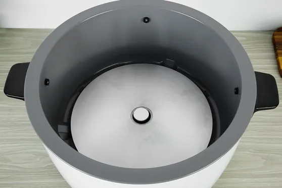 Nồi Cơm Điện Panasonic SR-GA721WRA 7.2 lít 2
