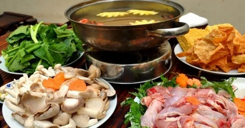 Chi tiết 7 Cách nấu lẩu gà thơm ngon, đúng vị cho cả gia đình