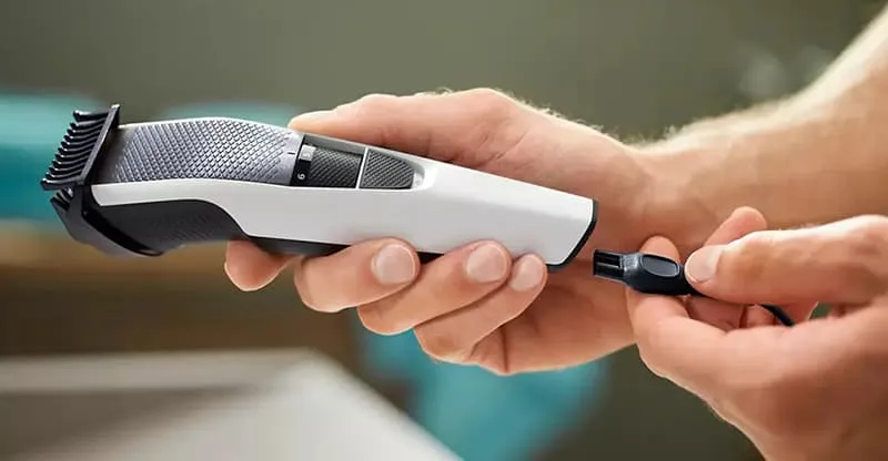 Nguyên nhân và cách khắc phục tông đơ sạc không vào điện