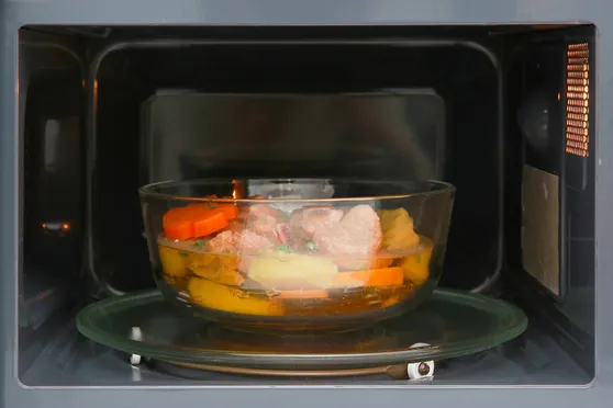 Lò vi sóng Panasonic NN-ST25JWYUE 20 lít 5