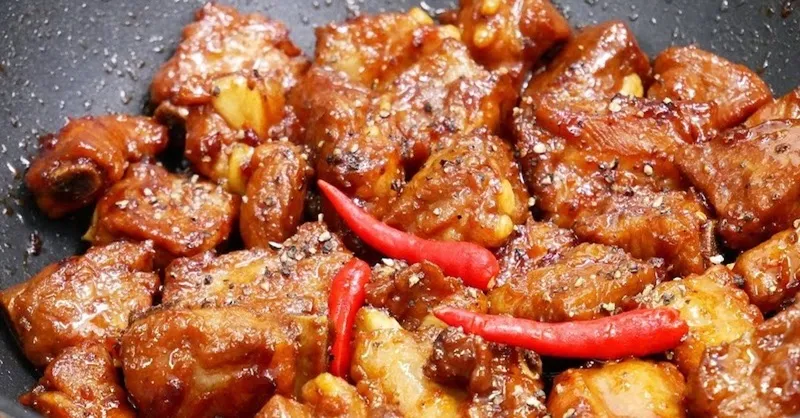 Cách làm sườn sụn heo chiên nước mắm thơm giòn, đậm vị