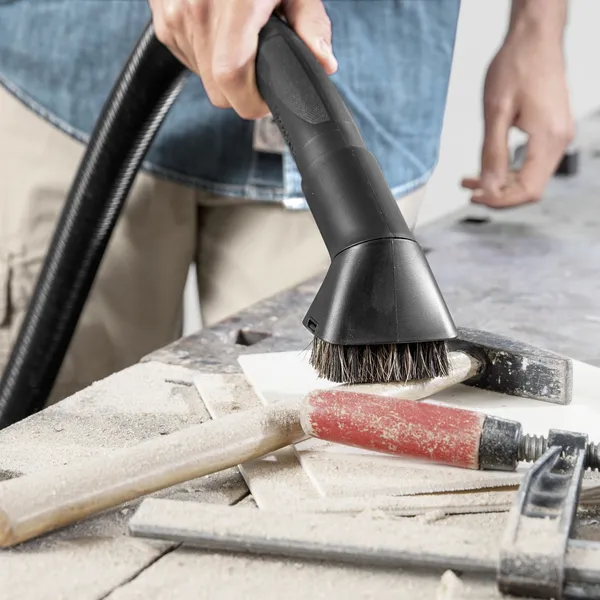 Máy Hút Bụi Khô Và Ướt Karcher WD 3 P - Châu Âu