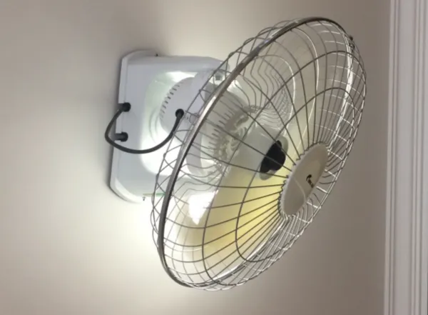 Cách chọn quạt đảo trần được đánh giá cao cho phòng diện tích nhỏ