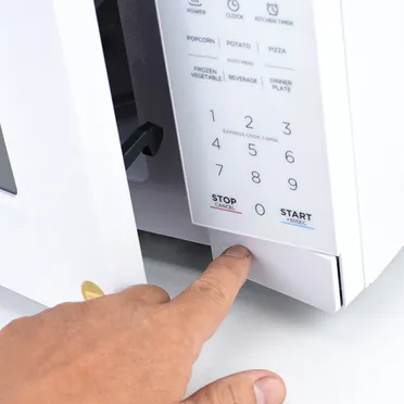 Lò vi sóng Goldsun CK2401 20 lít 4