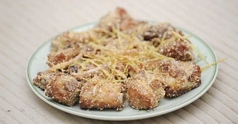 Cách làm đuôi heo rang muối giòn rụm, đậm đà khó cưỡng