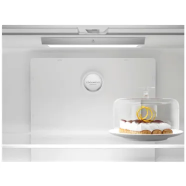 Tủ Lạnh Electrolux Inverter 563 Lít EQE5755A-B 3