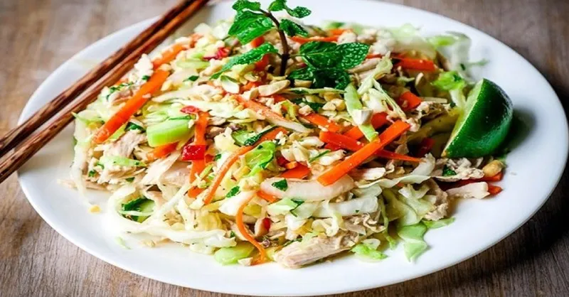3 cách làm gà xé phay thanh mát, dễ thực hiện tại nhà
