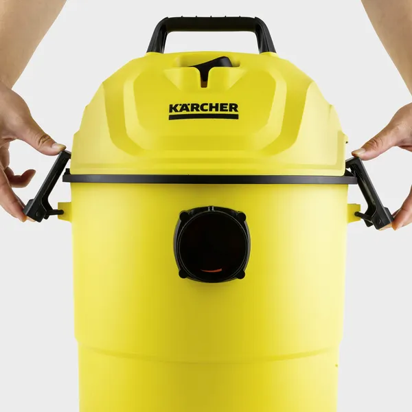 Máy Hút Bụi Khô Và Ướt Karcher WD 1 Classic