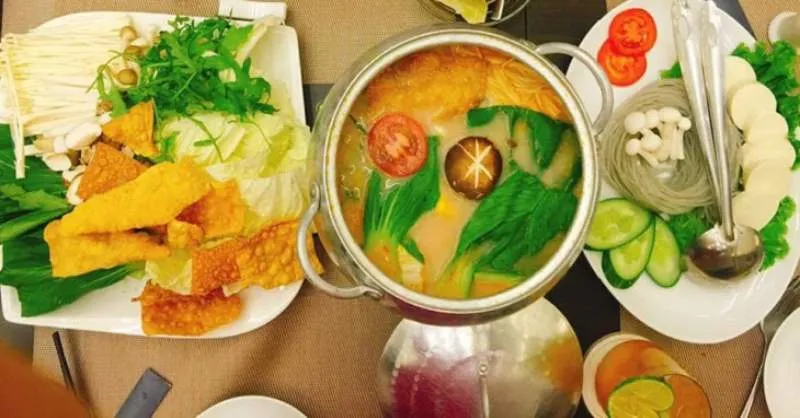 Cách nấu lẩu chao đậu nành chay - món chay thanh đạm vẫn đậm vị