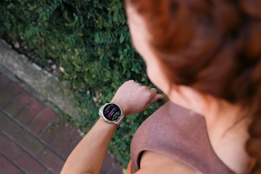 Garmin Forerunner 570 42mm dây silicone
