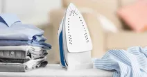 Mẹo hay để l&agrave;m sạch b&agrave;n ủi hiệu quả