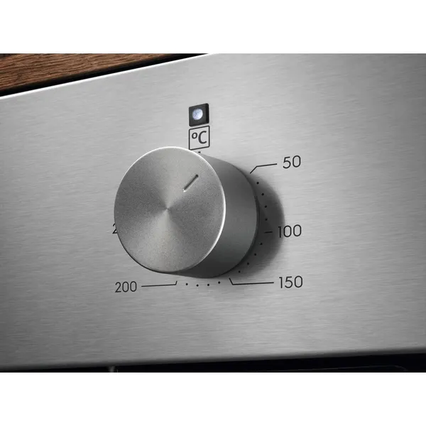Lò Nướng Âm Tủ Electrolux KOHHE00BX 65 Lít