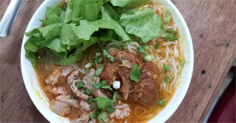 Cách nấu bún bò xương heo ngon đậm vị, thơm chuẩn vị