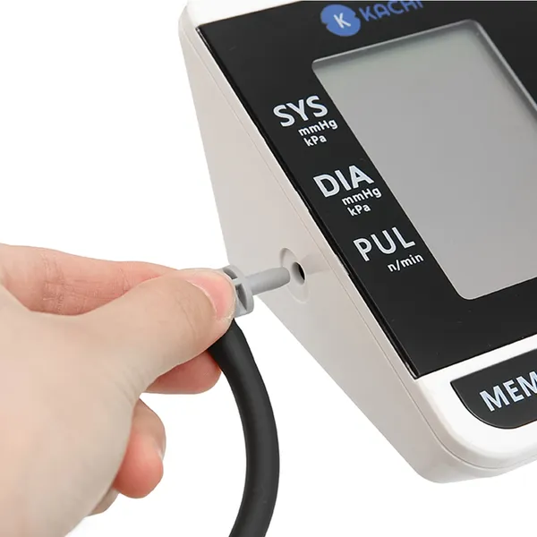 Máy Đo Huyết Áp Bắp Tay KACHI BLS2009A