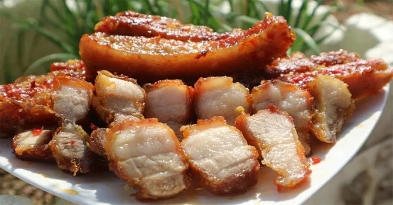 Cách làm thịt rán ngũ vị mềm ngọt bên trong, giòn rụm bên ngoài