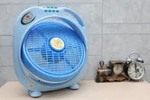 Đ&oacute;n đầu m&ugrave;a n&oacute;ng với 3 mẫu quạt điện si&ecirc;u giảm gi&aacute; dưới 500.000đ tại ĐMCL