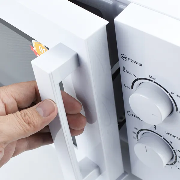 Lò vi sóng Goldsun CK1105 20 lít