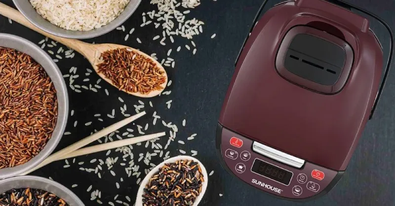 Cách nấu cơm thập cẩm bằng nồi cơm điện dẻo thơm, hấp dẫn