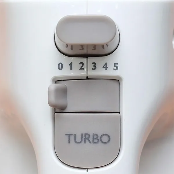 Máy Đánh Trứng Và Nhồi Bột Philips HR1559/55