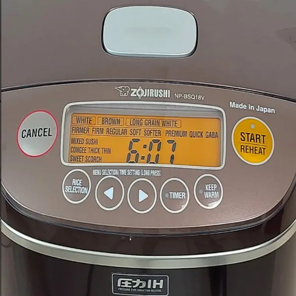 Nồi Cơm Cao Tần Áp Suất Zojirushi NP-BSQ18V 1.8 Lít - Xuất Xứ Nhật Bản