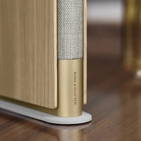 Loa Bluetooth B&O Beosound Emerge Gold