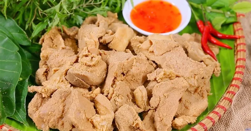 Cách làm thịt heo ủ muối hạt thơm ngon, đậm vị, dễ thực hiện