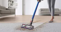 N&ecirc;n mua m&aacute;y h&uacute;t bụi c&oacute; d&acirc;y hay kh&ocirc;ng d&acirc;y? Loại n&agrave;o tốt hơn?