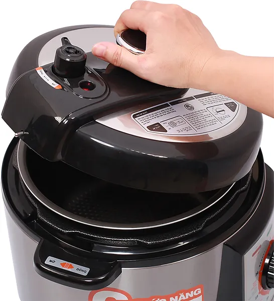 Nồi áp suất điện Comet CM6150 5 lít