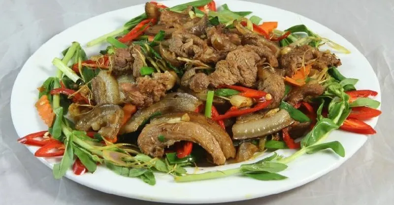 Cách làm thịt heo rừng xào sả ớt thơm nồng, cay ngon chuẩn vị