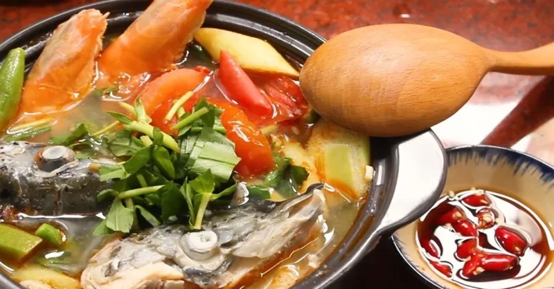 Học ngay 4 Cách nấu lẩu cá trắm ngon, không bị tanh
