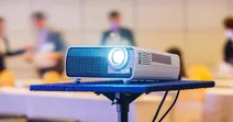 Một số lỗi thường gặp tr&ecirc;n m&aacute;y chiếu v&agrave; c&aacute;ch khắc phục hiệu quả
