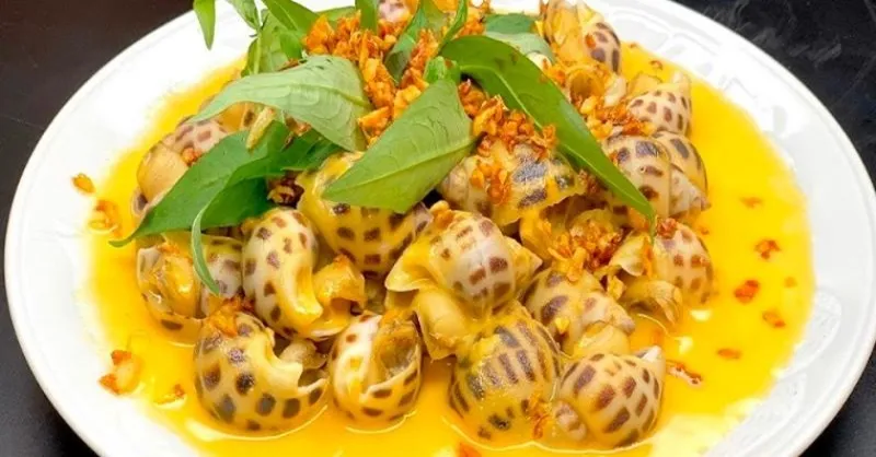 Cách làm ốc hương xào bơ tỏi béo ngậy, thơm ngon như ngoài quán