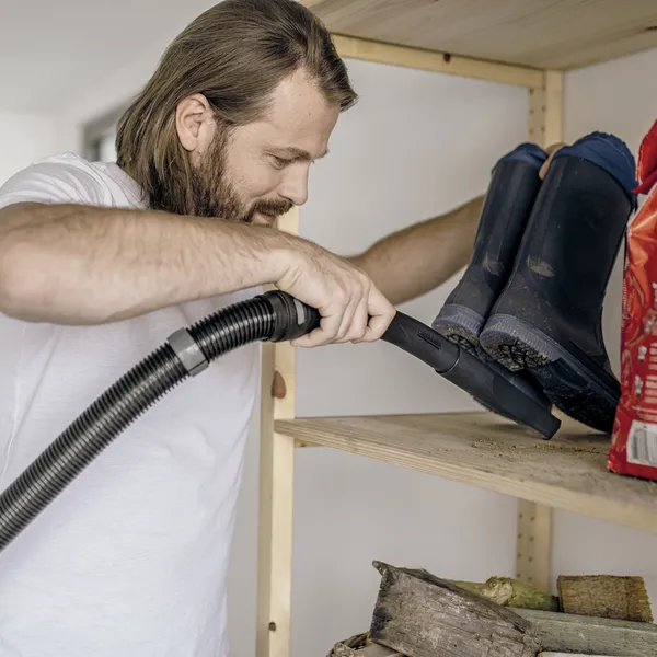 Máy Hút Bụi Khô Và Ướt Karcher WD 3 P - Châu Âu