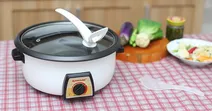 Nồi lẩu điện bị r&ograve; điện? Đừng chủ quan, h&atilde;y xử l&yacute; ngay theo c&aacute;ch n&agrave;y