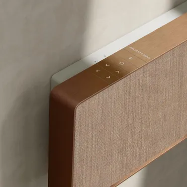 Loa Bluetooth B&O Beosound Stage Bronze 3
