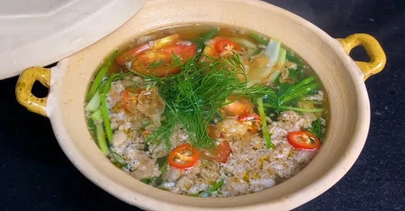 Tổng hợp 5 cách nấu canh riêu cua đồng thanh mát cho ngày hè