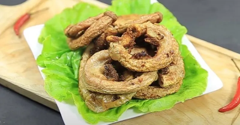 5 Cách làm lòng heo chiên giòn thơm ngon, không dai, không hôi