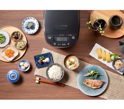 Nồi Cơm Điện Tử Cao Tần Áp Suất Tiger JPV-H18W-KV 1.8 Lít 1
