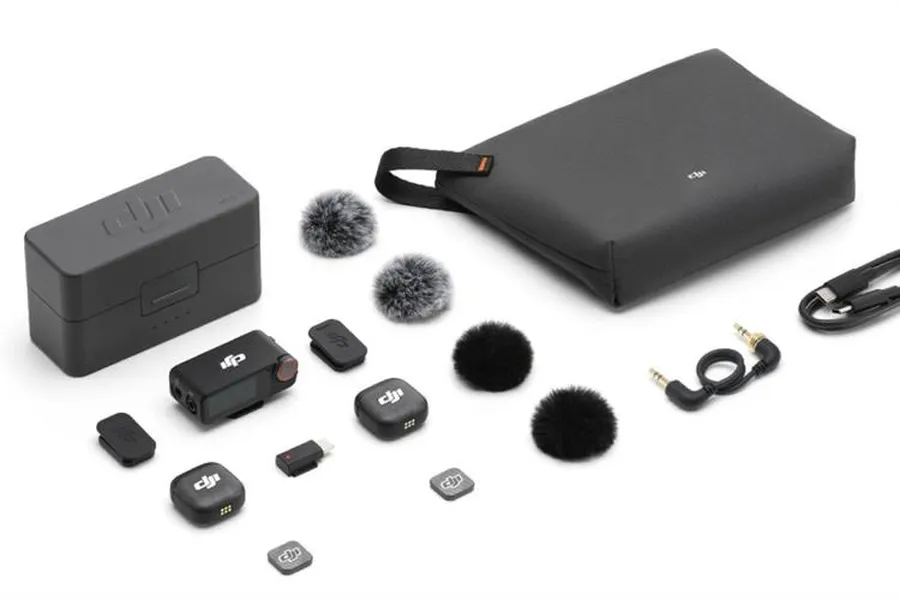 Thiết Bị Thu Âm Không Dây DJI Mic 3 (2 TX + 1 RX + 1 Hộp sạc Mic)