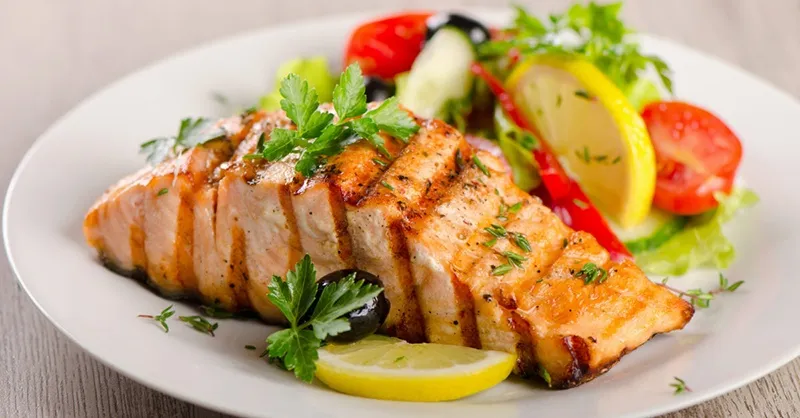 5 cách làm cá hồi áp chảo sốt ngon, thơm béo chuẩn nhà hàng
