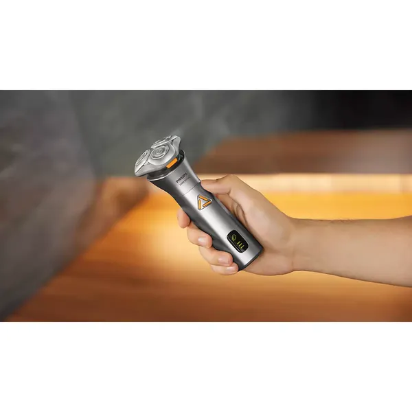 Máy Cạo Râu Khô Và Ướt Philips S3882/00