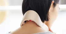 C&aacute;ch sử dụng m&aacute;y massage cổ hiệu quả