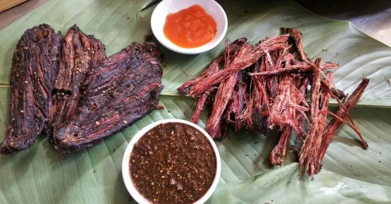 Cách làm khô heo gác bếp chuẩn Tây Bắc ngon khó cưỡng
